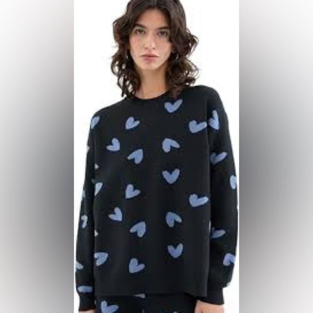Compania Fantastica Heart Patterned Black and Blue Sweater